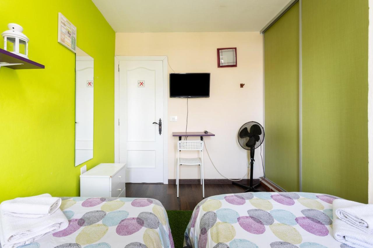 Villa Blanca Tenerife - Private Rooms - Terrace And Bbq, 5 Minutes From The Beach And Airport San Isidro  Dış mekan fotoğraf